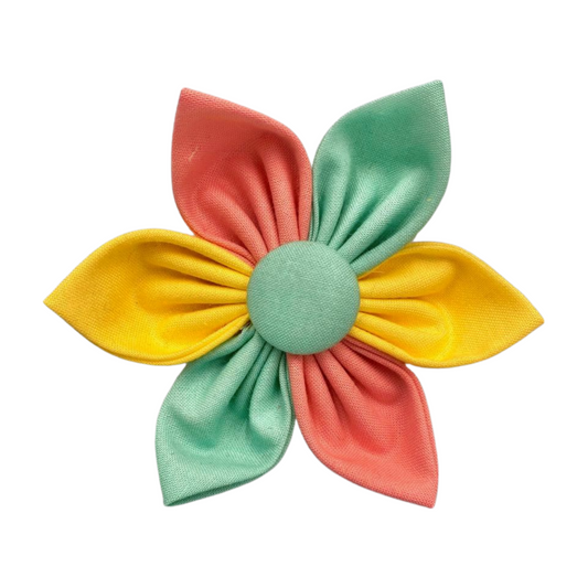 Pretty Petal Collar Flower