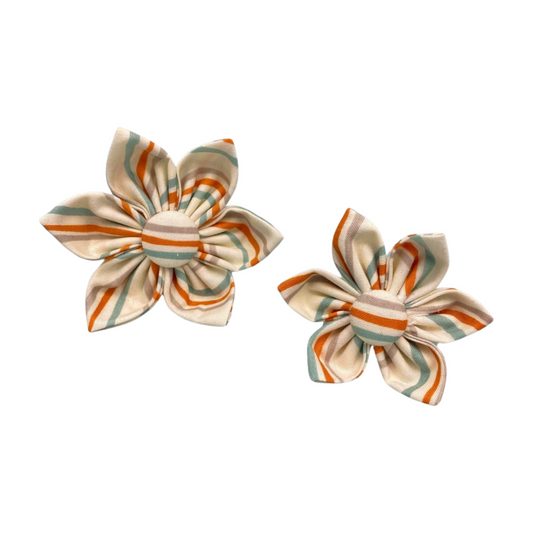 Retro Stripe Collar Flower