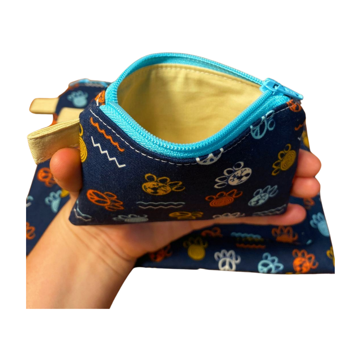 Earth Paw Zipper Pouches